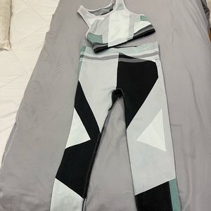 NIKE DRI-FIT SET (like new)